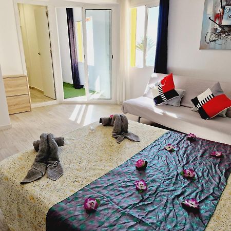 Daniel Beachfront, 2 Rooms Wifi Free プラヤ・デ・ラス・アメリカス エクステリア 写真