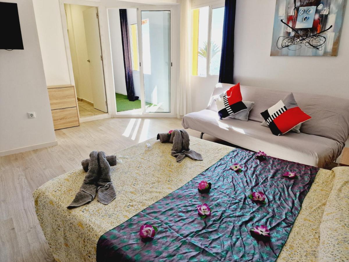 Daniel Beachfront, 2 Rooms Wifi Free プラヤ・デ・ラス・アメリカス エクステリア 写真